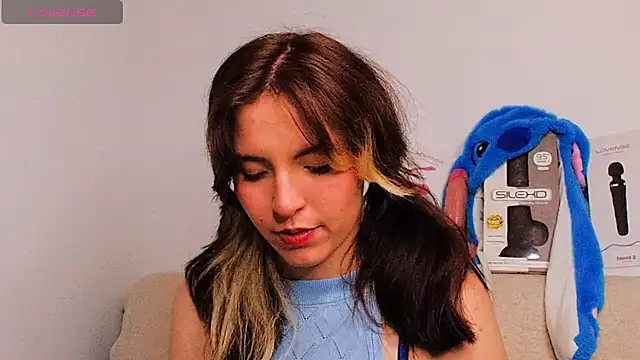 cherrybom969 online show from 01/15/25, 02:27