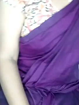 Snapshot of Sexy-Shalinii chatting on 12/20/24, 01:22 Sexy-Shalinii online show from 12/20/24, 01:22