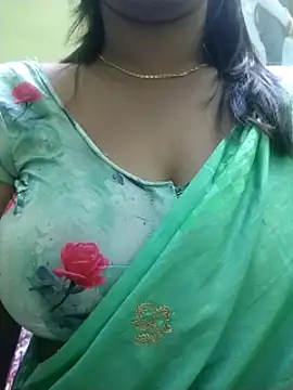 Snapshot of Sexy-Shalinii chatting on 01/14/25, 01:17 Sexy-Shalinii online show from 01/14/25, 01:17