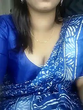 Snapshot of Sexy-Shalinii chatting on 01/26/25, 12:01 Sexy-Shalinii online show from 01/26/25, 12:01