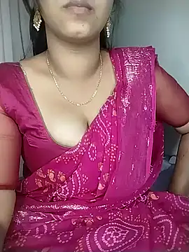 Snapshot of Sexy-Shalinii chatting on 02/25/25, 01:17 Sexy-Shalinii online show from 02/25/25, 01:17