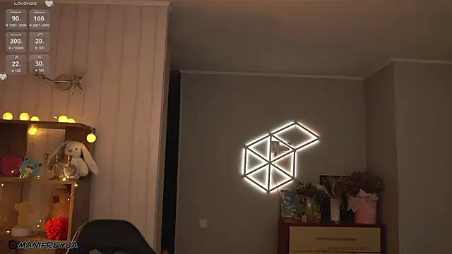 ManiFreyja online show from 10/11/25, 08:29