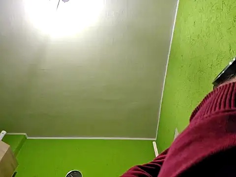 Snapshot of STANISLAW621162 chatting on 01/14/25, 03:53 STANISLAW621162 online show from 01/14/25, 03:53