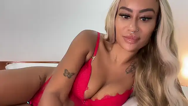 CoCo-Queen online show from 10/17/25, 02:26