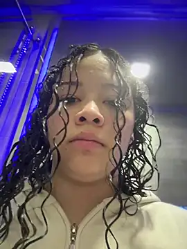 Snapshot of Paloma__LS chatting on 02/21/25, 01:22 Paloma LS online show from 02/21/25, 01:22