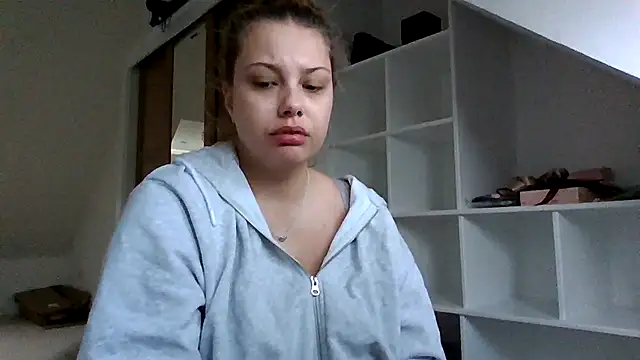 Snapshot of Krystal_Tx chatting on 10/19/25, 07:09 Krystal Tx online show from 10/19/25, 07:09