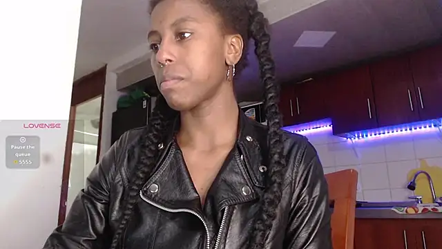 CoccoBele69 online show from 11/04/25, 12:43