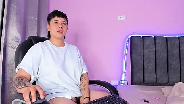AbbySmiitth  online show from 01/08/25, 03:17