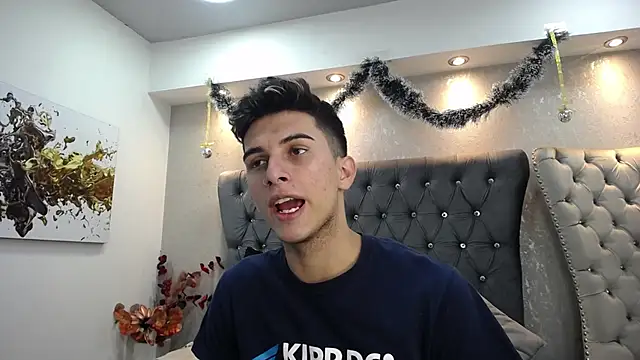 Snapshot of MrWilliseo chatting on 12/29/24, 08:26 MrWilliseo online show from 12/29/24, 08:26