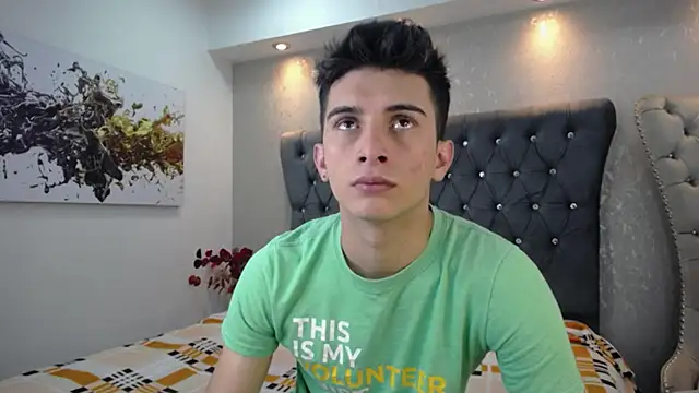 Snapshot of MrWilliseo chatting on 01/19/25, 07:58 MrWilliseo online show from 01/19/25, 07:58