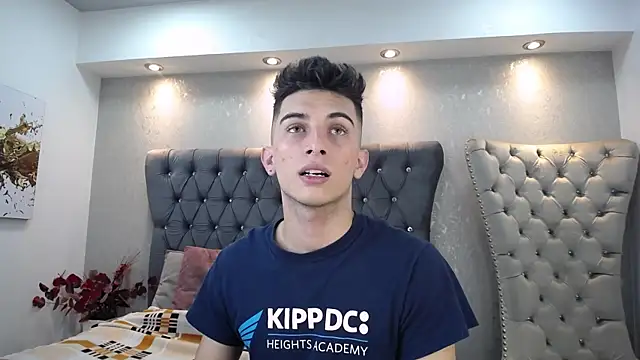 Snapshot of MrWilliseo chatting on 01/22/25, 07:56 MrWilliseo online show from 01/22/25, 07:56