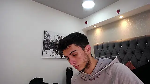 Snapshot of MrWilliseo chatting on 03/18/25, 08:15 MrWilliseo online show from 03/18/25, 08:15