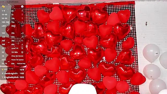 Crystal Dluna online show from 02/14/25, 10:47