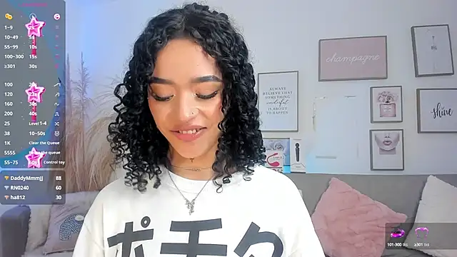 Crystal Dluna online show from 03/17/25, 04:54