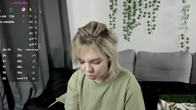 Snapshot of whoa-hoa-hoa-hoa-hoa chatting on 10/09/25, 09:46 whoa-hoa-hoa-hoa-hoa online show from 10/09/25, 09:46