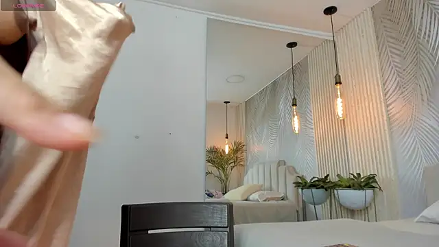 RousseAngel online show from 01/09/25, 11:02