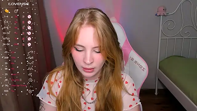 lilKitty Melanie online show from 11/02/25, 07:38