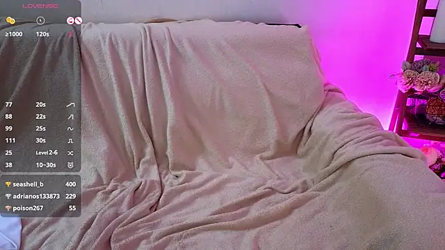 Snapshot of moonlight8_ chatting on 02/22/25, 06:52 moonlight8 online show from 02/22/25, 06:52