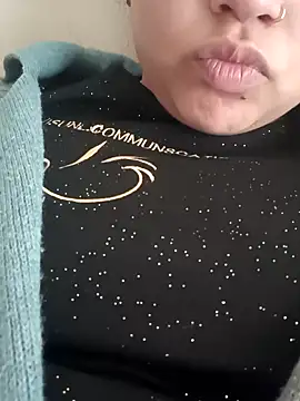 Snapshot of rituu07 chatting on 01/24/25, 10:32 rituu07 online show from 01/24/25, 10:32