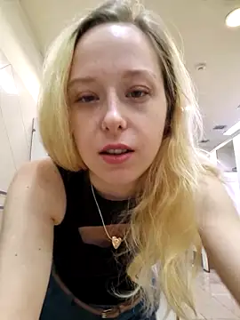 Public Katrisha online show from 10/15/25, 01:11