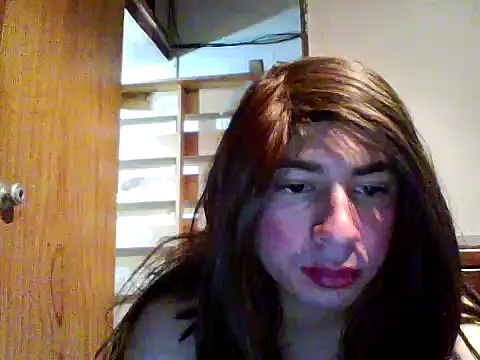 Snapshot of Yasmin_Paez99 chatting on 09/14/25, 02:44 Yasmin Paez99 online show from 09/14/25, 02:44