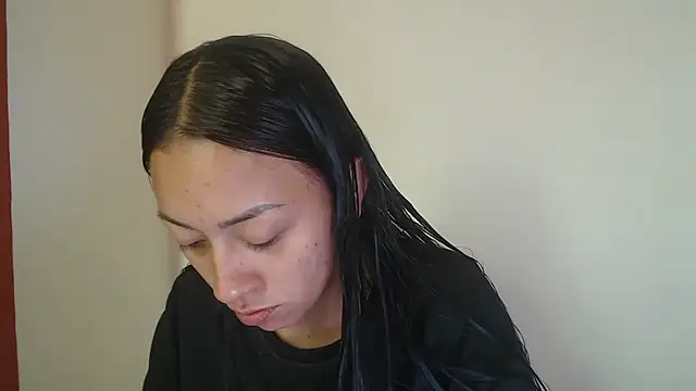 Snapshot of Little_aphrodite chatting on 09/10/25, 02:39 Little aphrodite online show from 09/10/25, 02:39