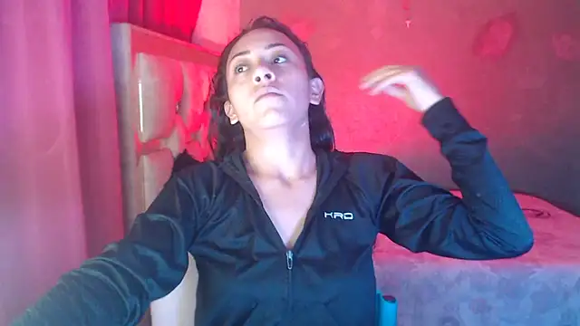 Snapshot of Little_aphrodite chatting on 11/22/25, 11:59 Little aphrodite online show from 11/22/25, 11:59