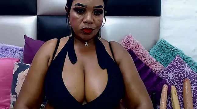Snapshot of MATURExxxASS chatting on 03/17/25, 10:38 MATURExxxASS online show from 03/17/25, 10:38