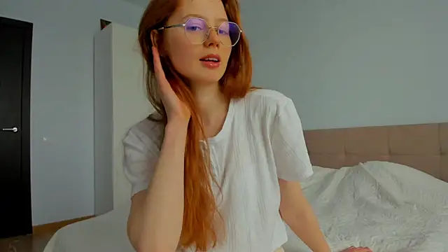 Snapshot of Fire_Luna chatting on 03/13/25, 09:10 Fire Luna online show from 03/13/25, 09:10