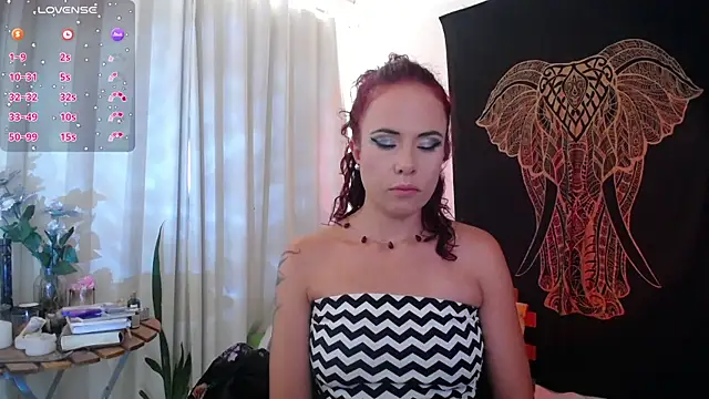 Snapshot of AmaRiv chatting on 10/15/25, 04:18 AmaRiv online show from 10/15/25, 04:18