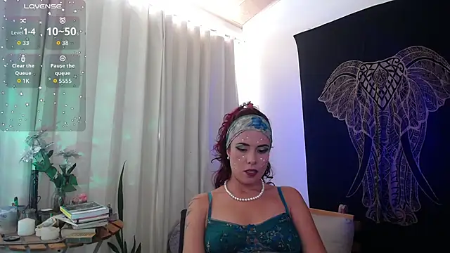 Snapshot of AmaRiv chatting on 11/06/25, 04:30 AmaRiv online show from 11/06/25, 04:30