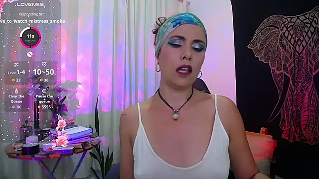 Snapshot of AmaRiv chatting on 11/22/25, 01:48 AmaRiv online show from 11/22/25, 01:48