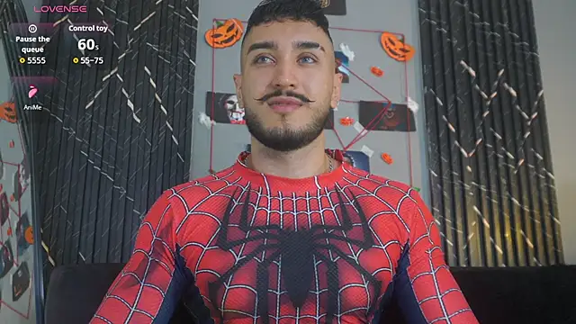 Snapshot of Zionmattis chatting on 10/25/25, 06:46 Zionmattis online show from 10/25/25, 06:46