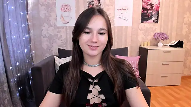 Snapshot of MilaDaisen chatting on 09/22/25, 11:34 MilaDaisen online show from 09/22/25, 11:34