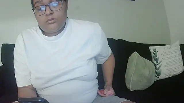 vanilla chocolate23 online show from 10/10/25, 06:34