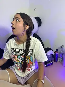 IamSteph13 online show from 10/19/25, 04:02