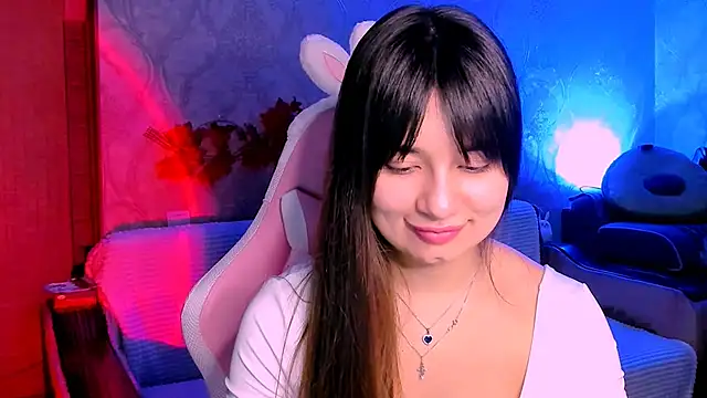 Snapshot of Swee_Alicee chatting on 12/13/24, 02:27 Swee Alicee online show from 12/13/24, 02:27