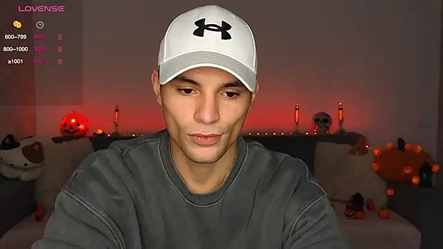 denlover1 online show from 10/17/25, 06:38