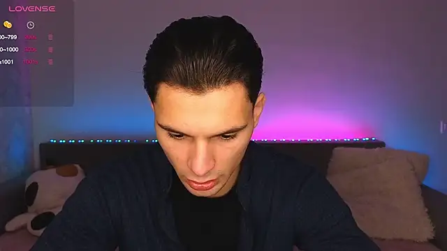 denlover1 online show from 11/03/25, 07:53