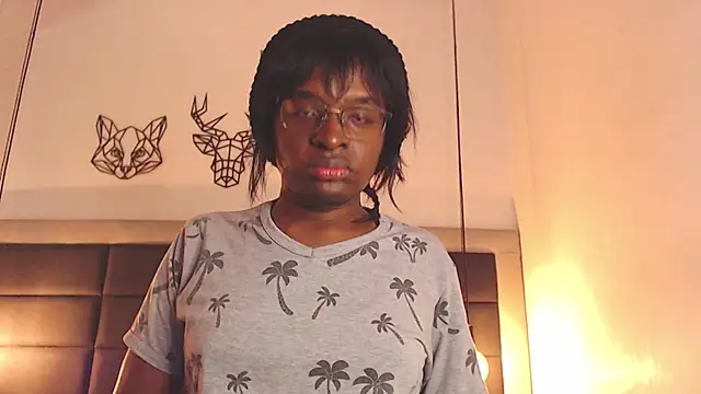 candy lovee69 online show from 09/11/25, 09:37