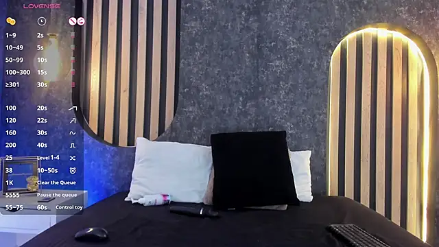 miss10 antonella online show from 02/27/25, 11:59