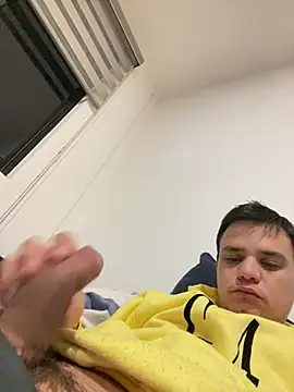 Snapshot of stevego94 chatting on 02/27/25, 06:50 stevego94 online show from 02/27/25, 06:50