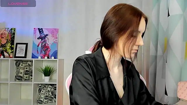 Tonya Gray online show from 12/29/24, 03:11