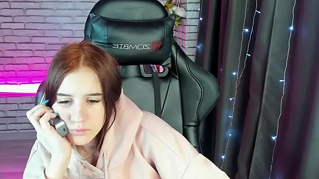 Tonya Gray online show from 01/03/25, 06:33