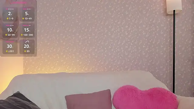 Linablueeyed online show from 10/06/25, 09:18