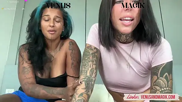 Snapshot of venus-magik chatting on 10/14/25, 07:09 venus-magik online show from 10/14/25, 07:09