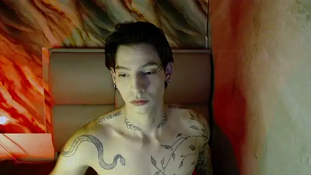 Apolo Hidalgo01 online show from 09/28/25, 06:02