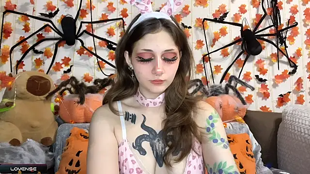  Devill Baby online show from 10/22/25, 07:24