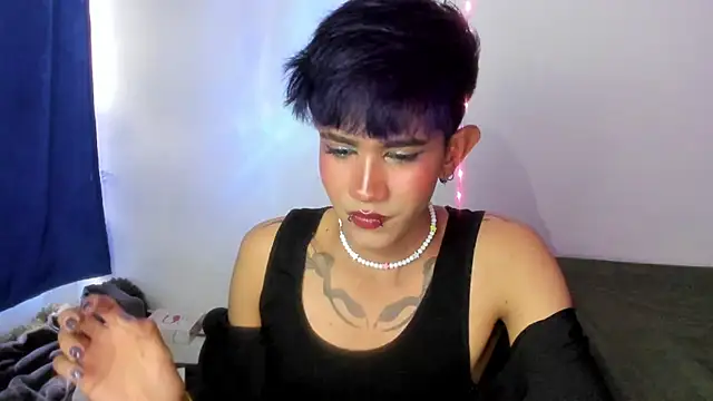 andrew uwu  online show from 10/11/25, 07:45