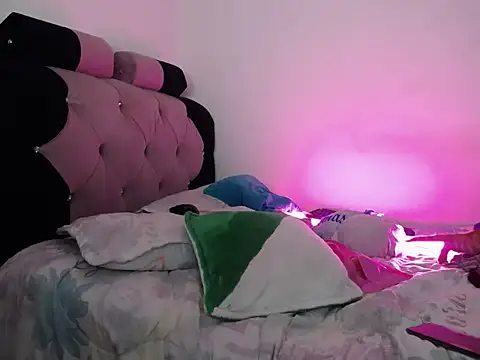 Pussycat 9999 online show from 02/14/25, 03:26